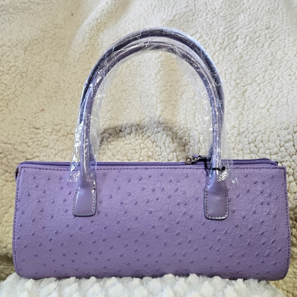Lavender purse - Picture 2 of 3
